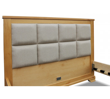 Кровать Классика с мягкой вставкой Кровать Классика с мягкой вставкой